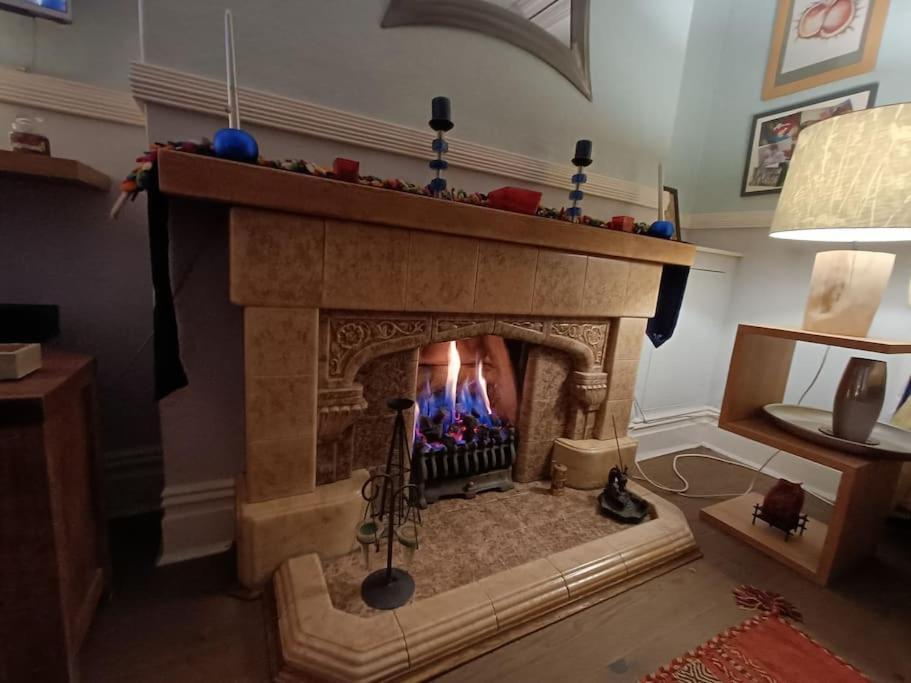 Big Fireplace Aga Hot Tub Wet Room Barn Garage لينيلي المظهر الخارجي الصورة